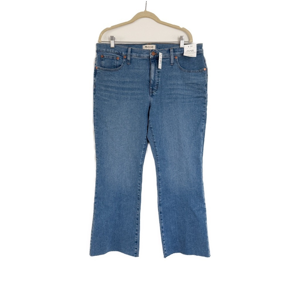 Madewell Kick Out Crop Jeans Mid Rise Raw Hem Cherryville Wash Size 32 NWT - Picture 4 of 6